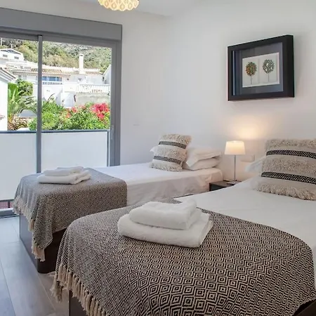 Beautiful New In Pueblo Apartment Mijas